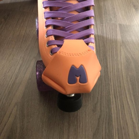 SOLD - Picture 4 of 8